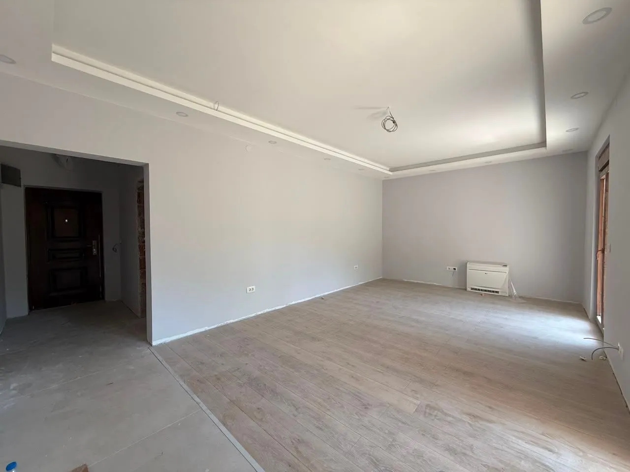 Prodaja, trosoban stan, 107m², Bečići, Budva