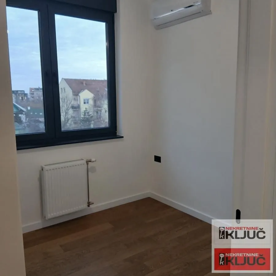 Prodaja, četvorosoban stan, 98m², Grbavica, Novi Sad Sve Podlokacije