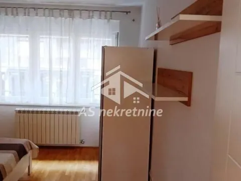 Rent, three bedroom apartment, 59m², Vračar Sve Podlokacije, Beograd - image 13