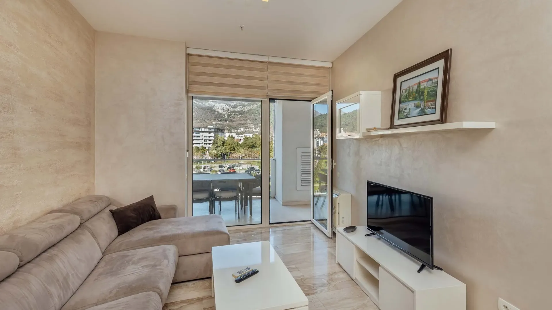 Sale, one bedroom apartment, 63m², Tre Canne, Budva