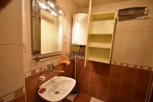 Prodaja, jednosoban stan, 58m², Blok 6, Podgorica