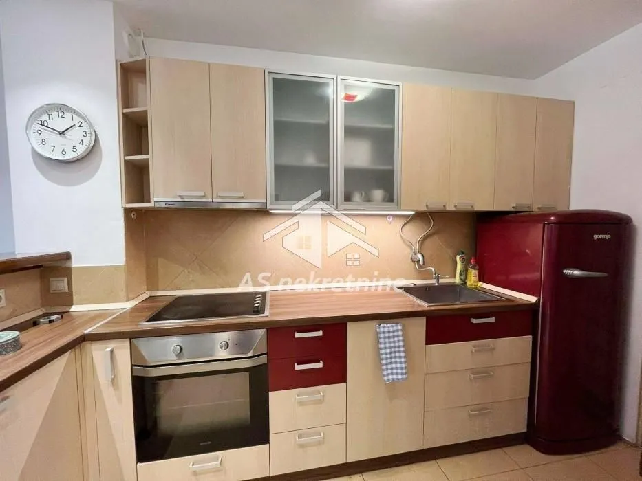 Rent, three bedroom apartment, 75m², Novi Beograd Sve Podlokacije, Beograd