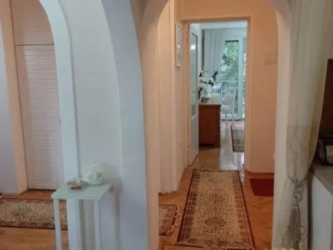 Rent, three bedroom apartment, 62m², Savski Venac, Beograd - image 7