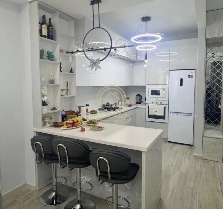Sale, two bedroom apartment, 68m², Vašarište, Kragujevac