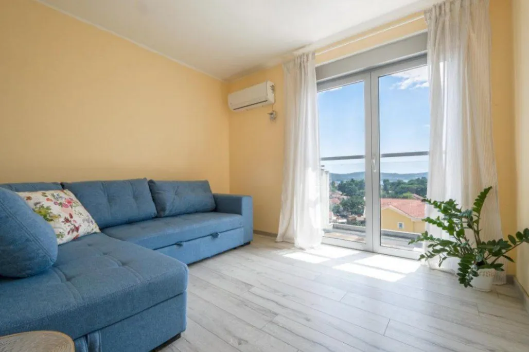 Prodaja, dvosoban stan, 116m², Pod Kuk, Tivat