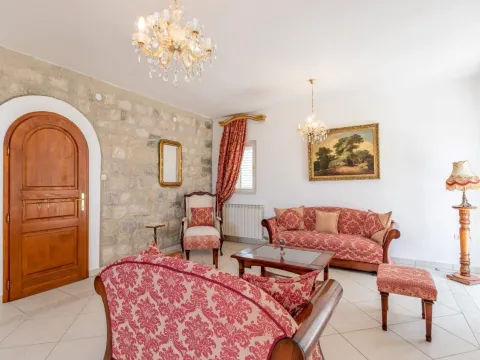 Sale, house, 409m², Ljuta, Kotor - image 20