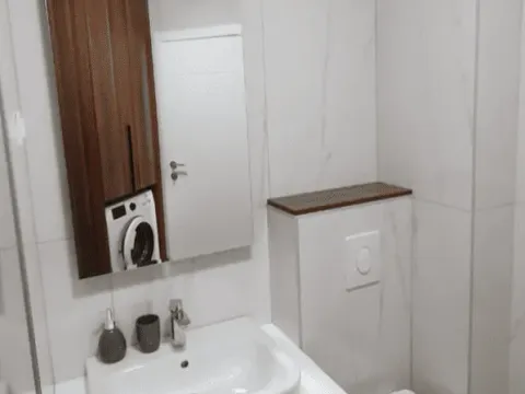 Rent, two bedroom apartment, 80m², Rafailovići, Budva - image 9