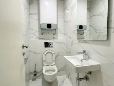 Izdavanje, dvosoban stan, 63m², Krivi Most, Podgorica - image 6