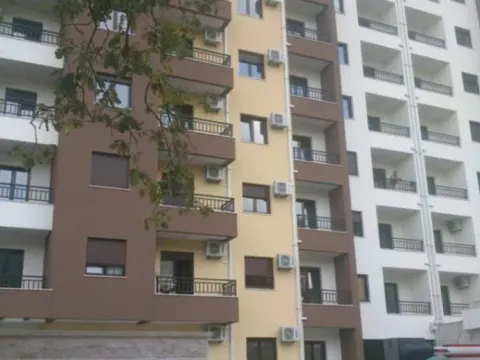 Prodaja, jednosoban stan, 45m², Lazi, Budva - image 3