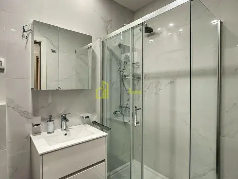 Izdavanje, jednosoban stan, 49m², Central Point, Podgorica - image 12