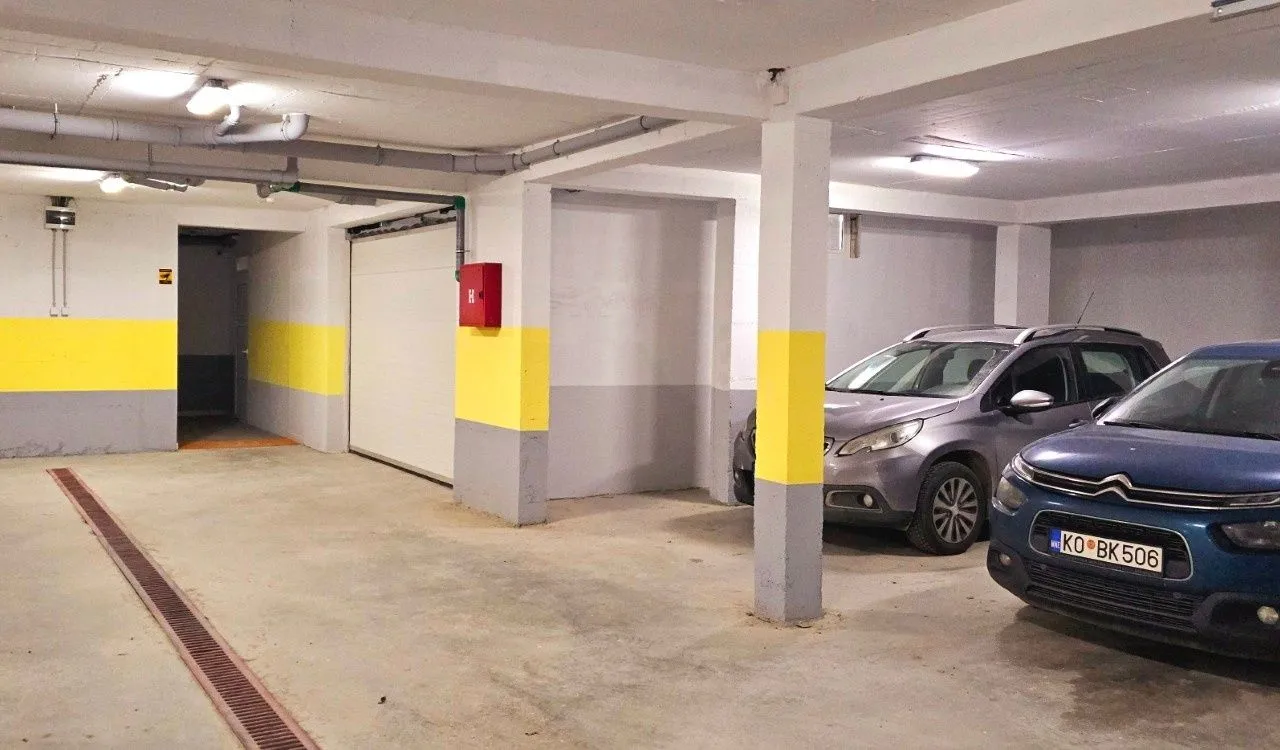 Prodaja, dvosoban stan, 63m², Pod Kuk, Tivat