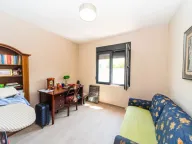 Prodaja, kuća, 130m², Tološi, Podgorica - image 20