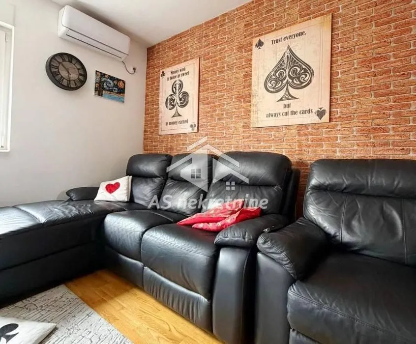 Rent, apartment, 40m², Južni Bulevar, Vračar Sve Podlokacije