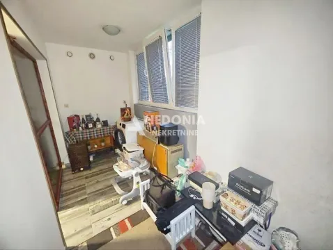 Prodaja, dvosoban stan, 40m², Karaburma, Palilula Sve Podlokacije - image 4