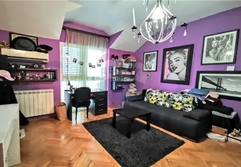 Sale, three bedroom apartment, 145m², Gorica C, Podgorica - image 2