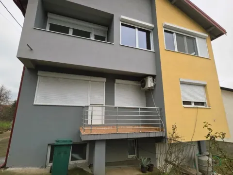 Prodaja, kuća, 330m², Boleč, Grocka - image 3