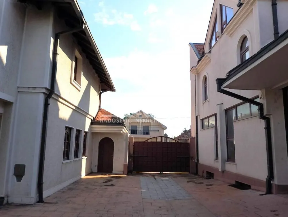 Rent, office space, 475m², Batajnica, Beograd