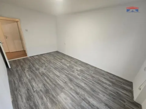 Izdavanje, dvosoban stan, 54m², Železnička Stanica, Novi Sad Sve Podlokacije - image 10