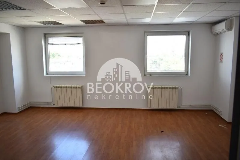 Rent, office space, 216m², Zemun Cara Dušana, Zemun Sve Podlokacije