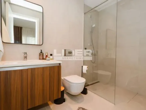 Rent, three bedroom apartment, 76m², Savski Venac, Beograd - image 19