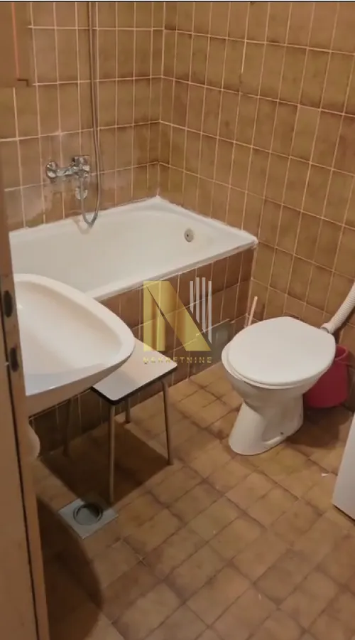Izdavanje, jednosoban stan, 46m², Podbara, Novi Sad Sve Podlokacije