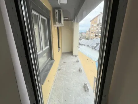 Prodaja, četvorosoban stan, 75m², Medijana, Niš - image 10