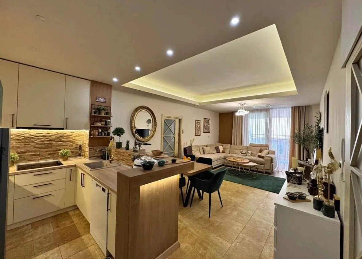 Prodaja, dvosoban stan, 85m², Budva, Crna Gora