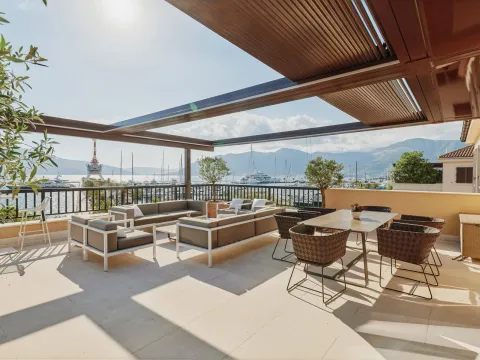 Prodaja, četvorosoban stan, 380m², Porto Montenegro, Tivat - image 22