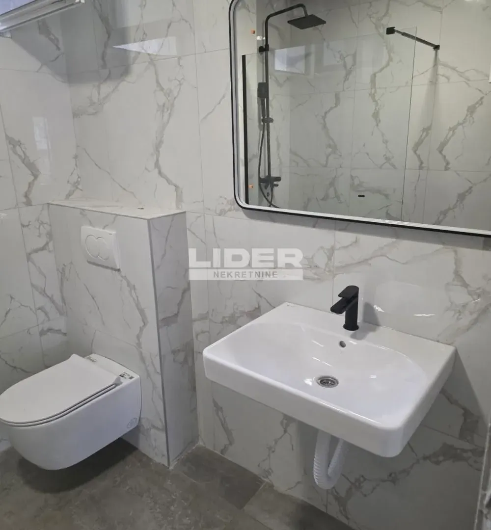 Prodaja, dvosoban stan, 85m², Vračar Sve Podlokacije, Beograd