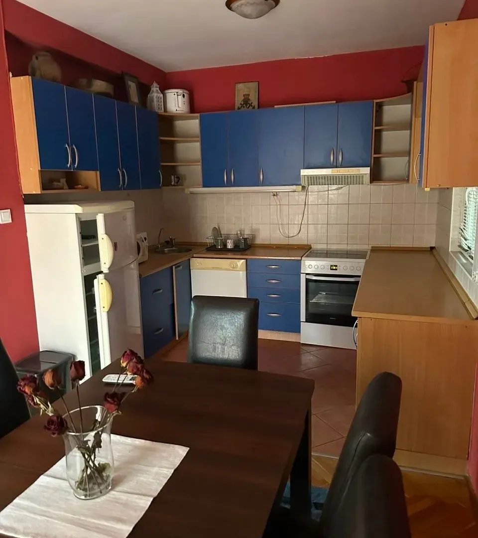Rent, house, 200m², Donja Gorica, Podgorica