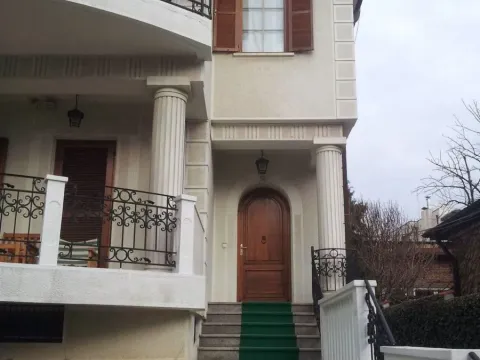 Rent, house, 550m², Senjak, Beograd - image 4