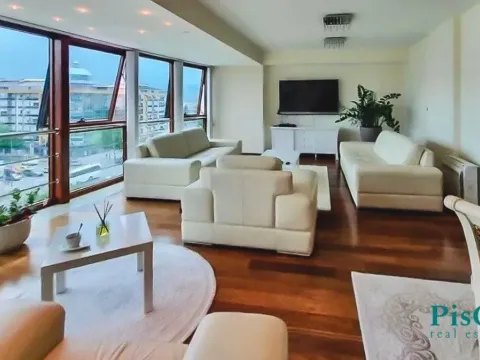 Izdavanje, četvorosoban stan, 125m², Preko Morače, Podgorica - image 1