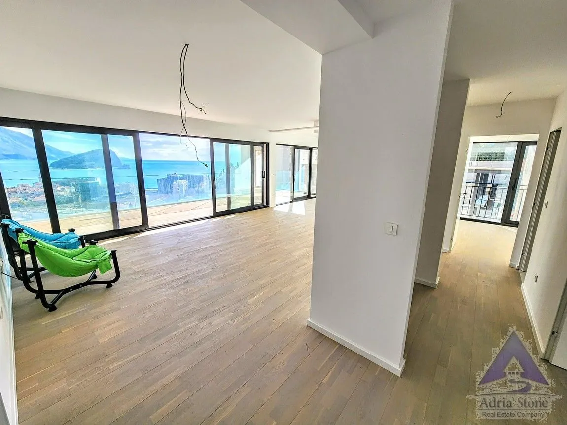 Sale, two bedroom apartment, 111m², Komoševina, Budva