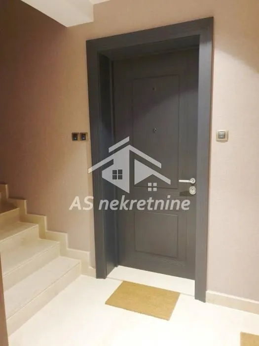 Izdavanje, dvosoban stan, 104m², Cvetni Trg, Vračar Sve Podlokacije