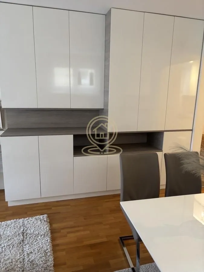 Izdavanje, dvosoban stan, 55m², Voždovac Sve Podlokacije, Beograd