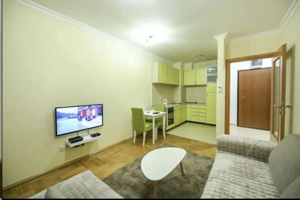 Rent, one bedroom apartment, 40m², Stari Aerodrom, Podgorica