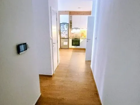 Prodaja, trosoban stan, 78m², Pančevo, Srbija - image 2