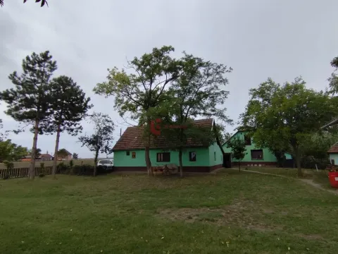 Prodaja, kuća, 130m², Aleksandrovo, Subotica - image 13