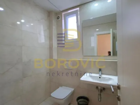 Rent, three bedroom apartment, 130m², Savski Venac, Beograd - image 9