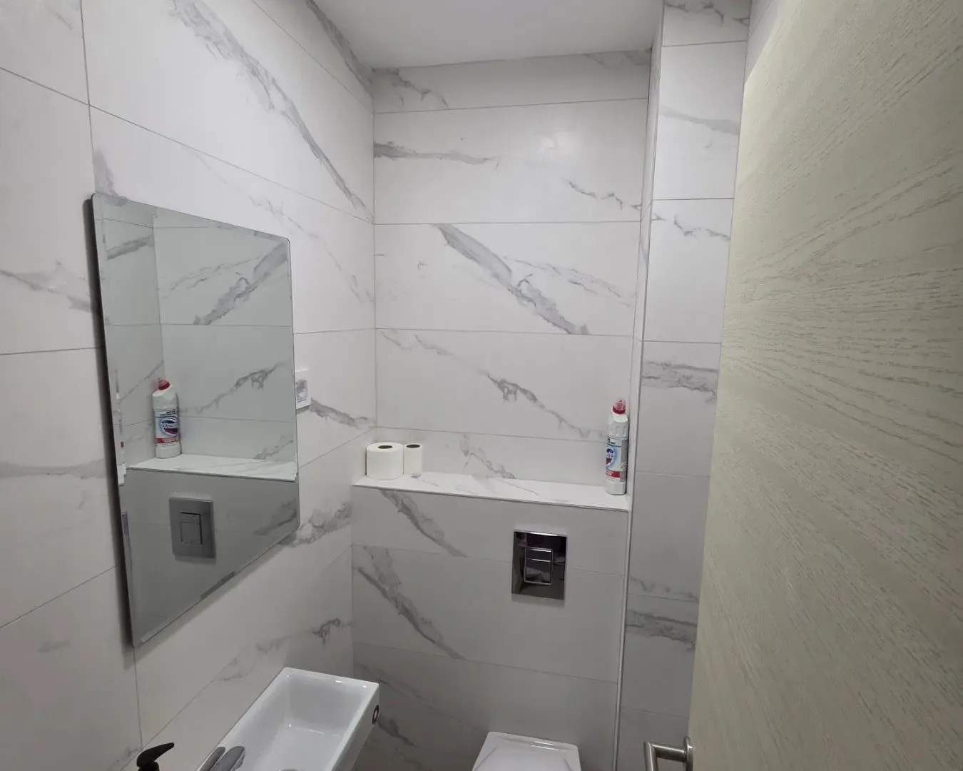 Izdavanje, dvosoban stan, 72m², Zagorič, Podgorica