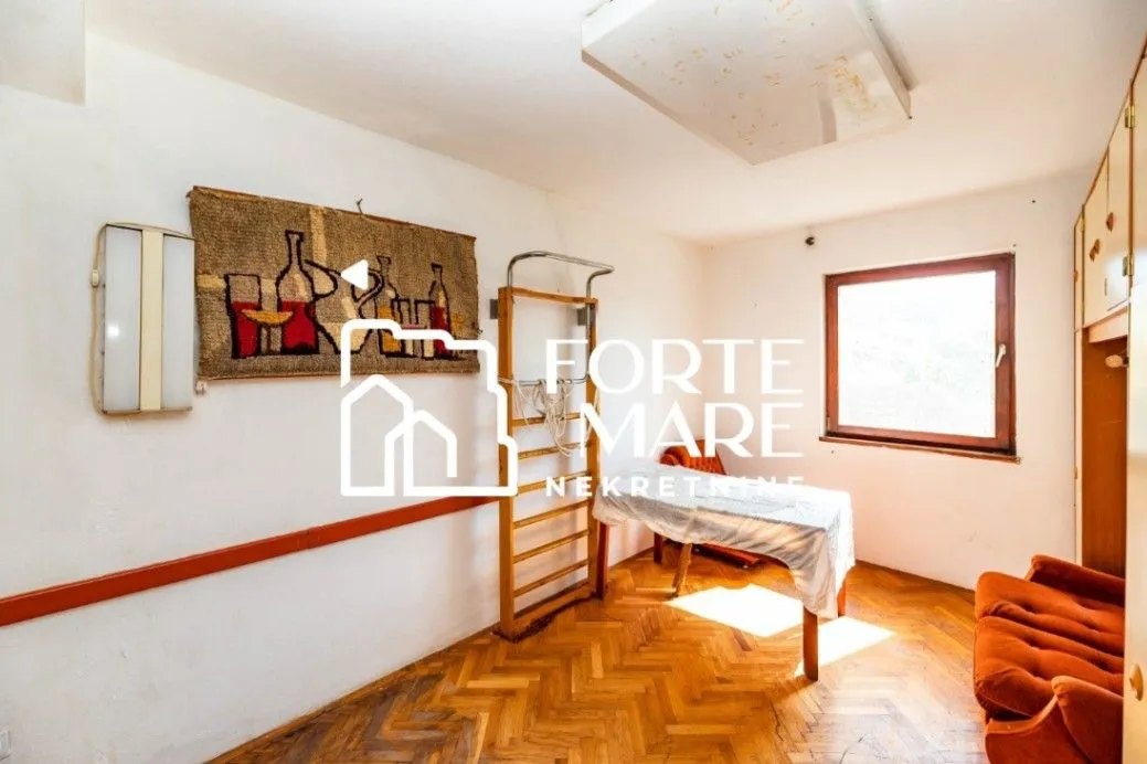 Prodaja, kuća, 250m², Igalo, Herceg Novi