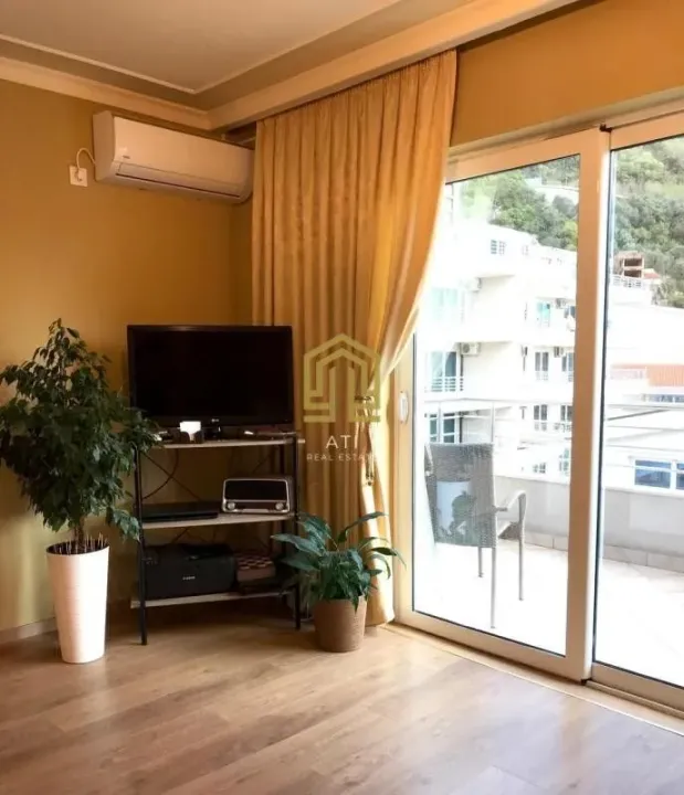Prodaja, dvosoban stan, 61m², Petrovac, Budva