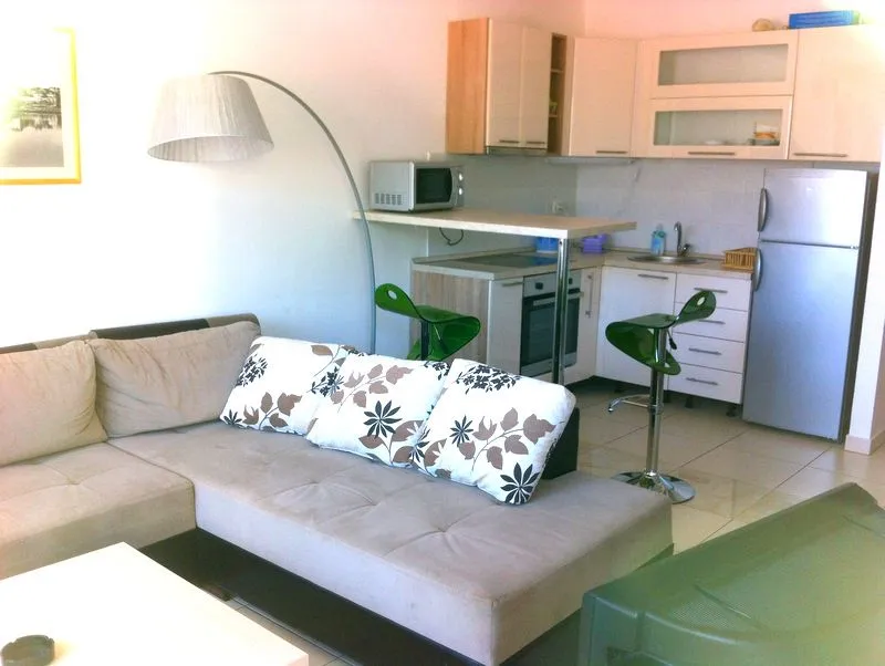 Prodaja, stan, 57m², Bečići, Budva