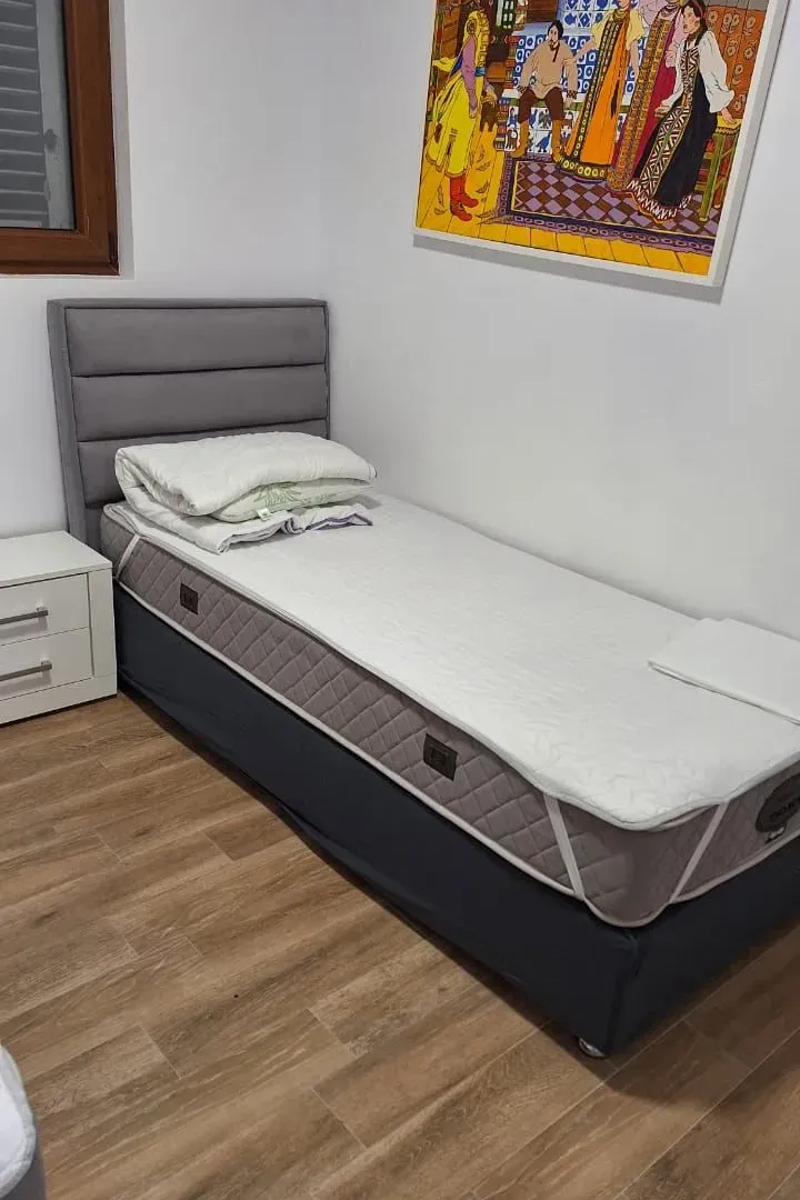 Izdavanje, dvosoban stan, 98m², Donja Lastva, Tivat