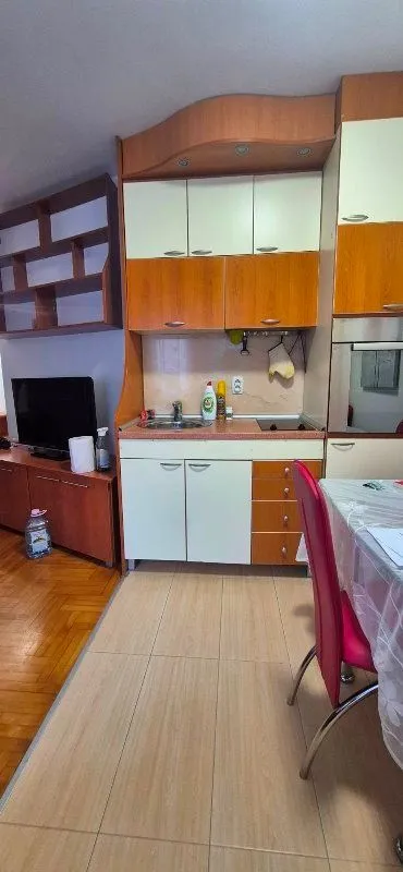 Rent, two bedroom apartment, 32m², Šumice, Beograd