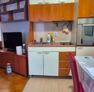 Rent, two bedroom apartment, 32m², Šumice, Beograd - image 4