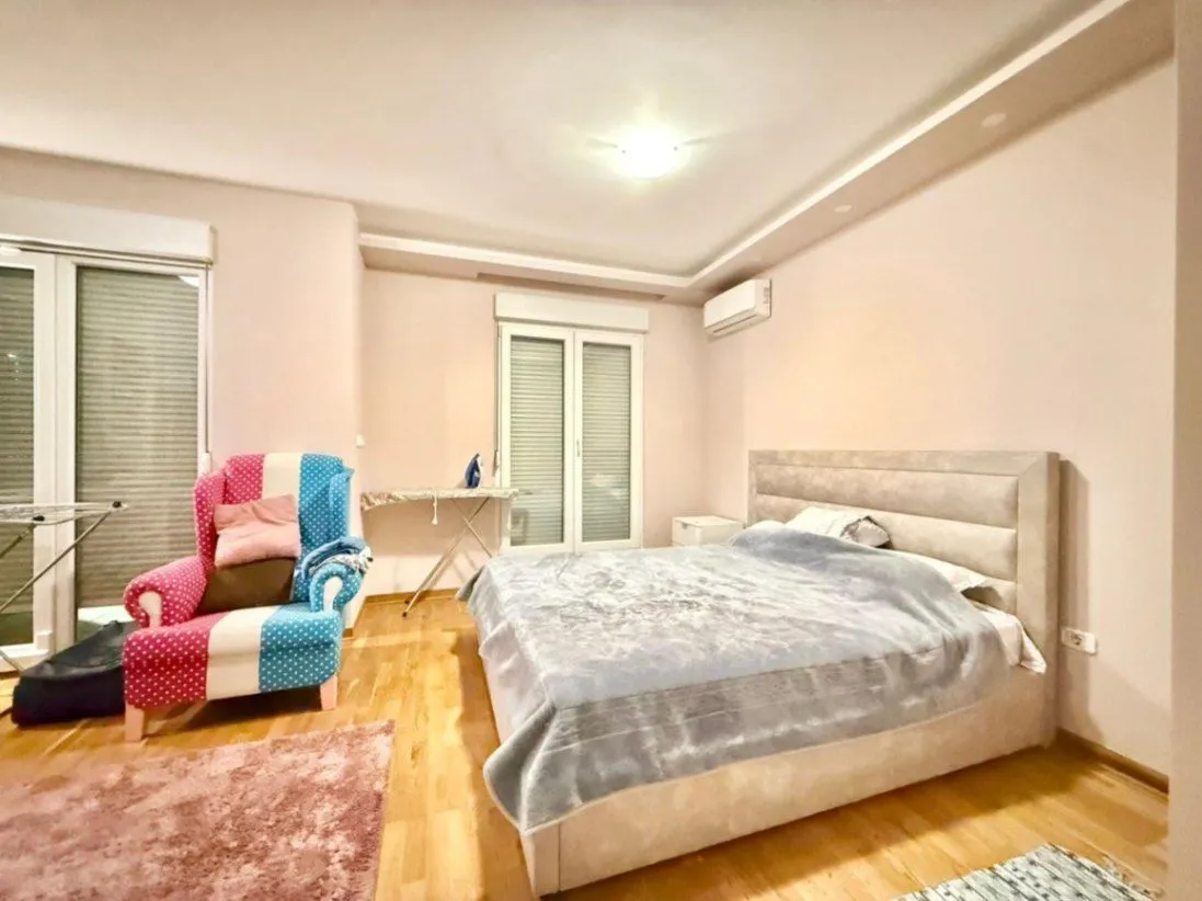 Sale, two bedroom apartment, 178m², City Kvart, Podgorica