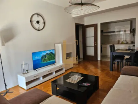 Prodaja, dvosoban stan, 85m², City Kvart, Podgorica - image 3