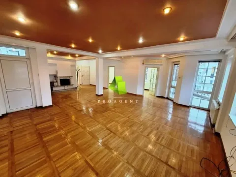 Rent, office space, 620m², Medijana, Niš - image 8