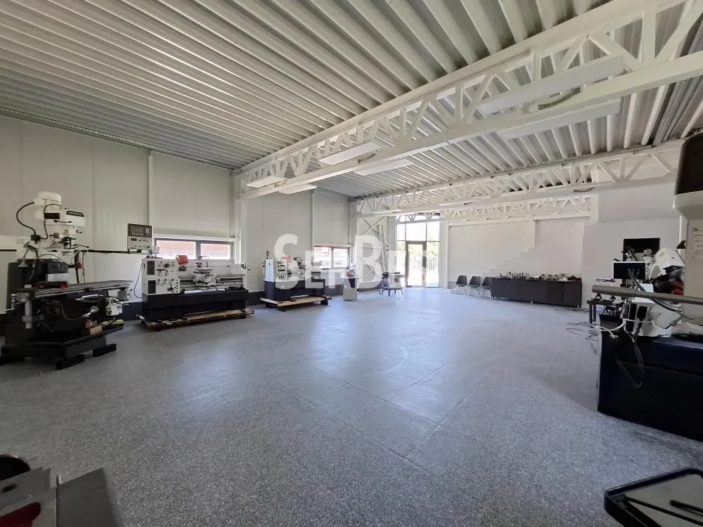 Sale, office space, 600m², Klisa, Novi Sad Sve Podlokacije
